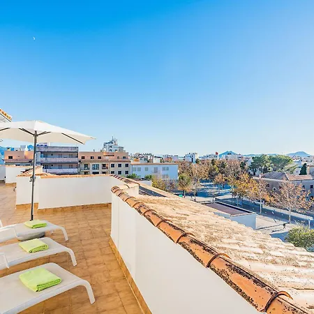 Apartment Penthouse Bressol Maria