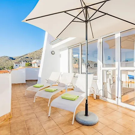 Apartment Penthouse Bressol Maria *